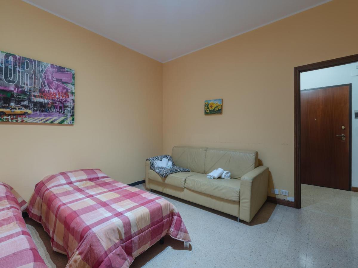 Casa Di Maty - Cozy Apartment With Balcony La Spezia Bagian luar foto