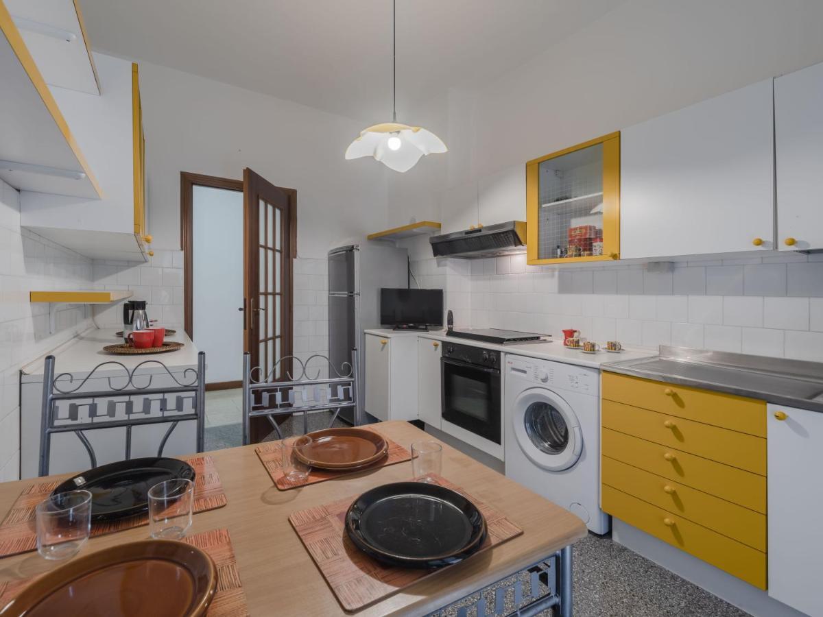 Casa Di Maty - Cozy Apartment With Balcony La Spezia Bagian luar foto